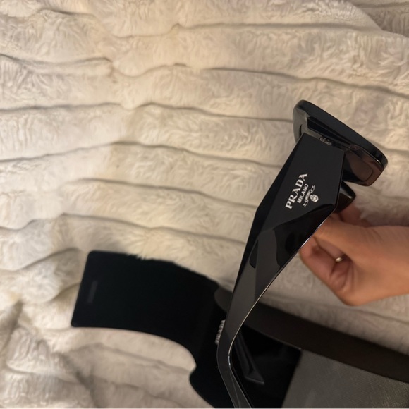 Prada Black Sunglasses with Triangle Logo - Picture 9 of 10